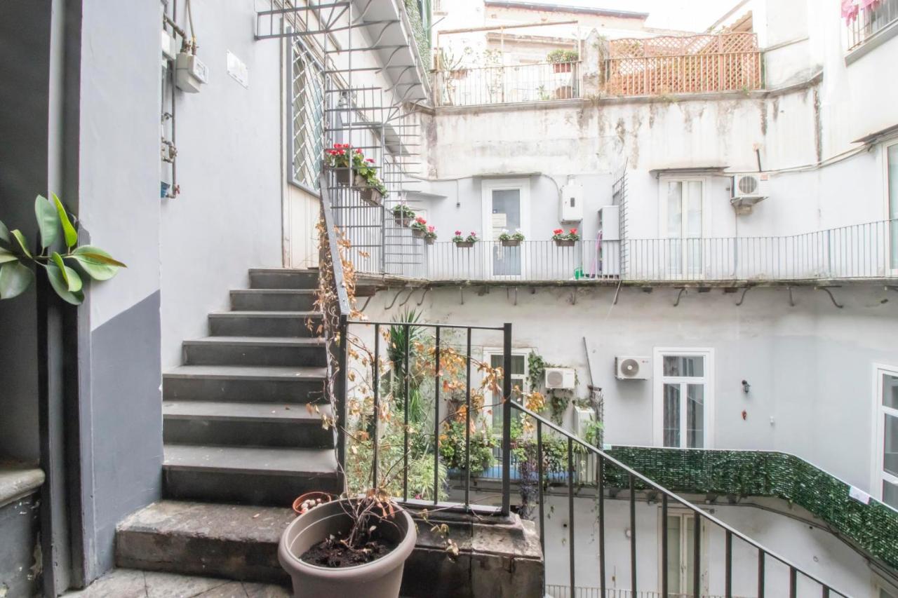 나폴리 A I R Sant'Anna B&B 외부 사진